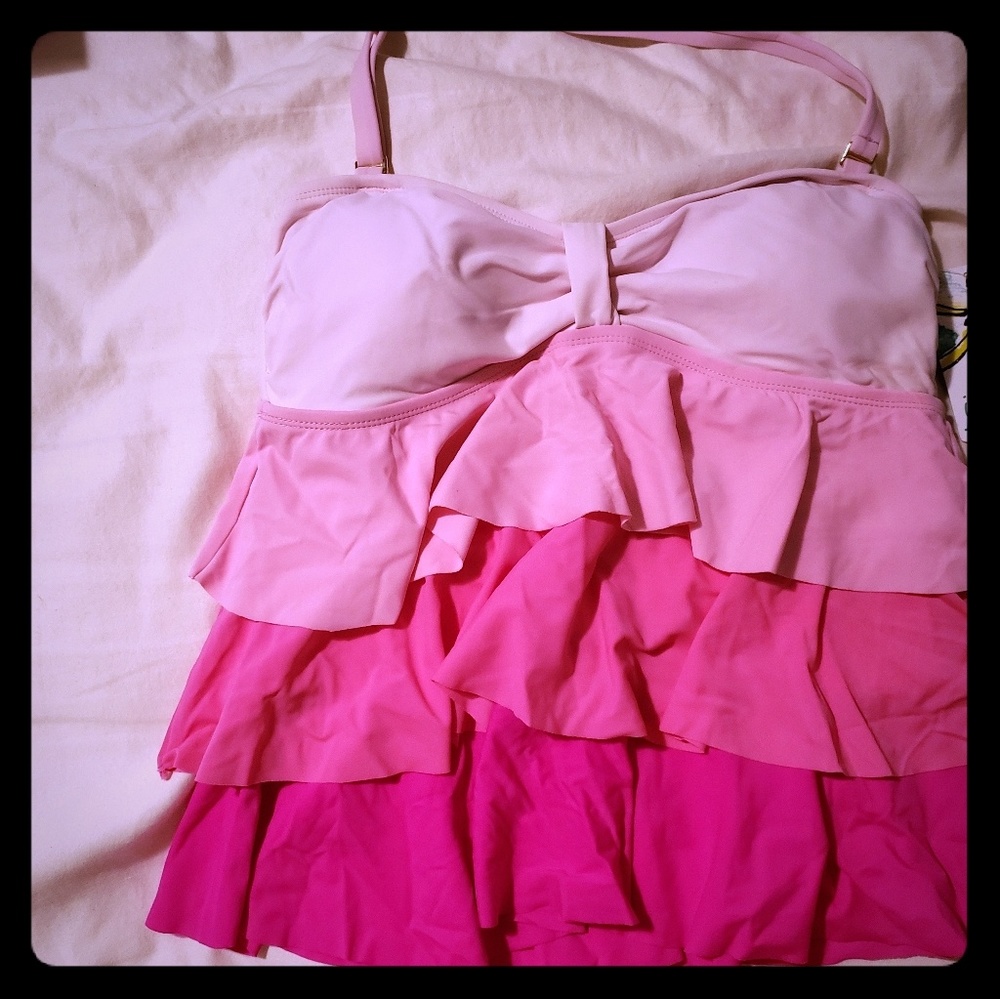 Nwt island escape tankini set